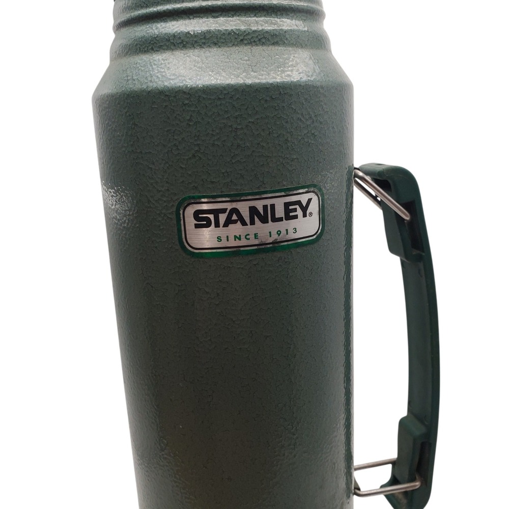 Stanley Classic Vacuum Insulated Thermos 1.1qt 1.0L Hammertone Green 20-00554
